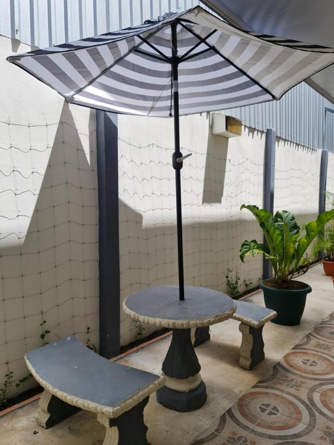 Apartamentos Ave Del Paraiso Alajuela Eksteriør bilde